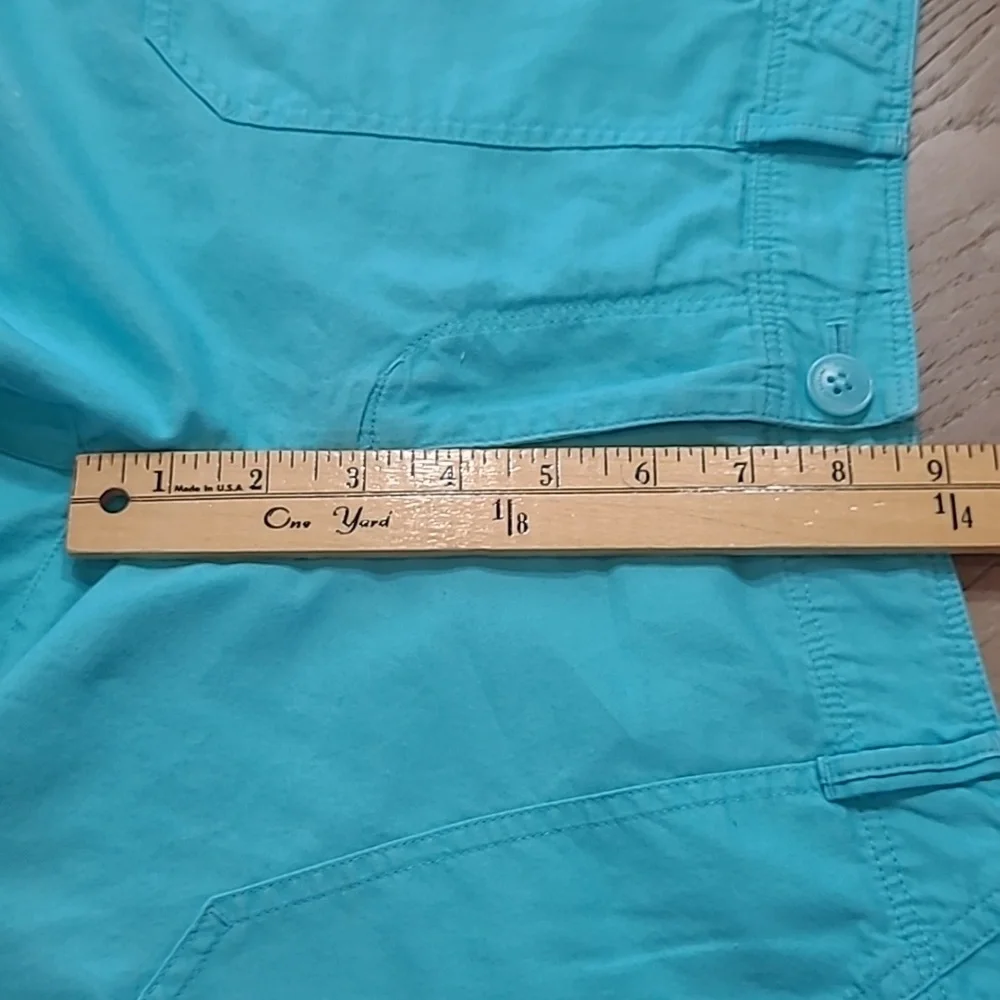 EUC Tommy Bahama Shorts Women's sz 4  Leigh Fit Blue 100% Cotton Chino Shorts